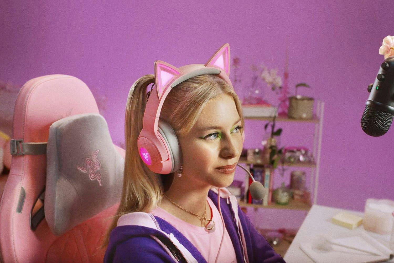 Razer Kraken Kitty V2 Wired RGB Headset | Quartz-2