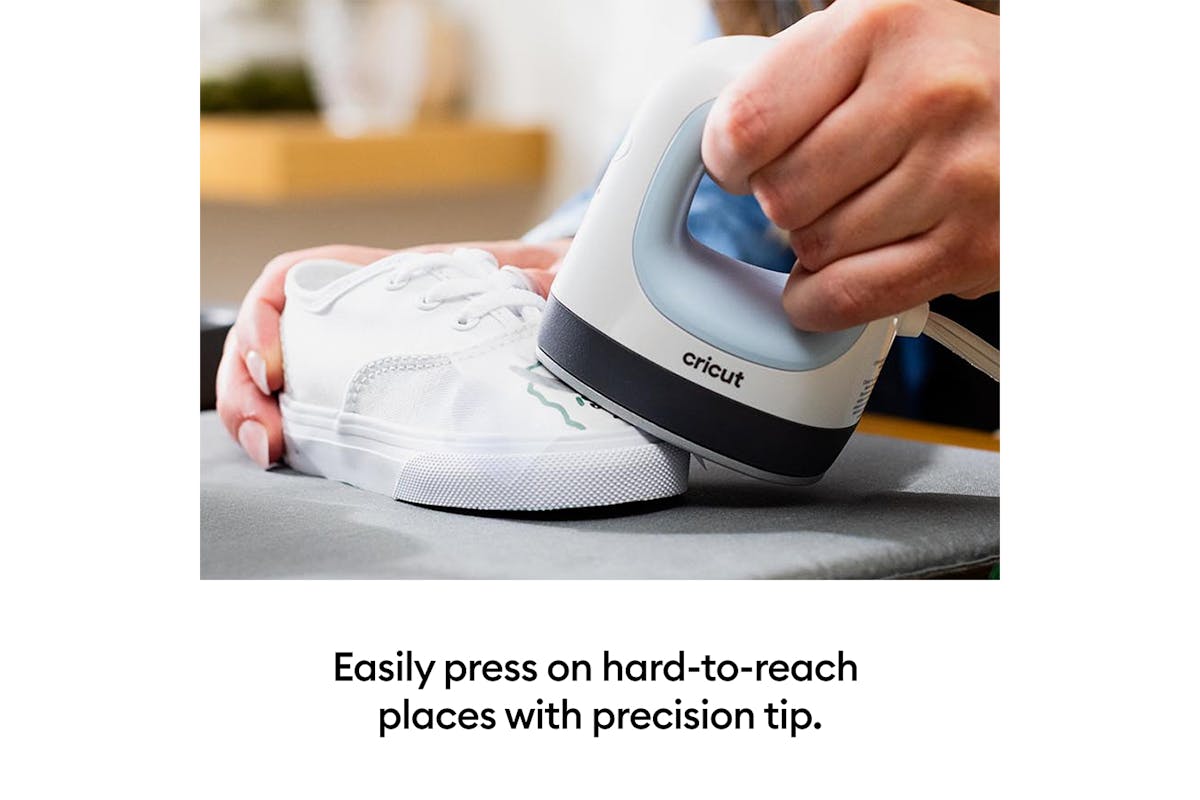 Cricut EasyPress Mini-5