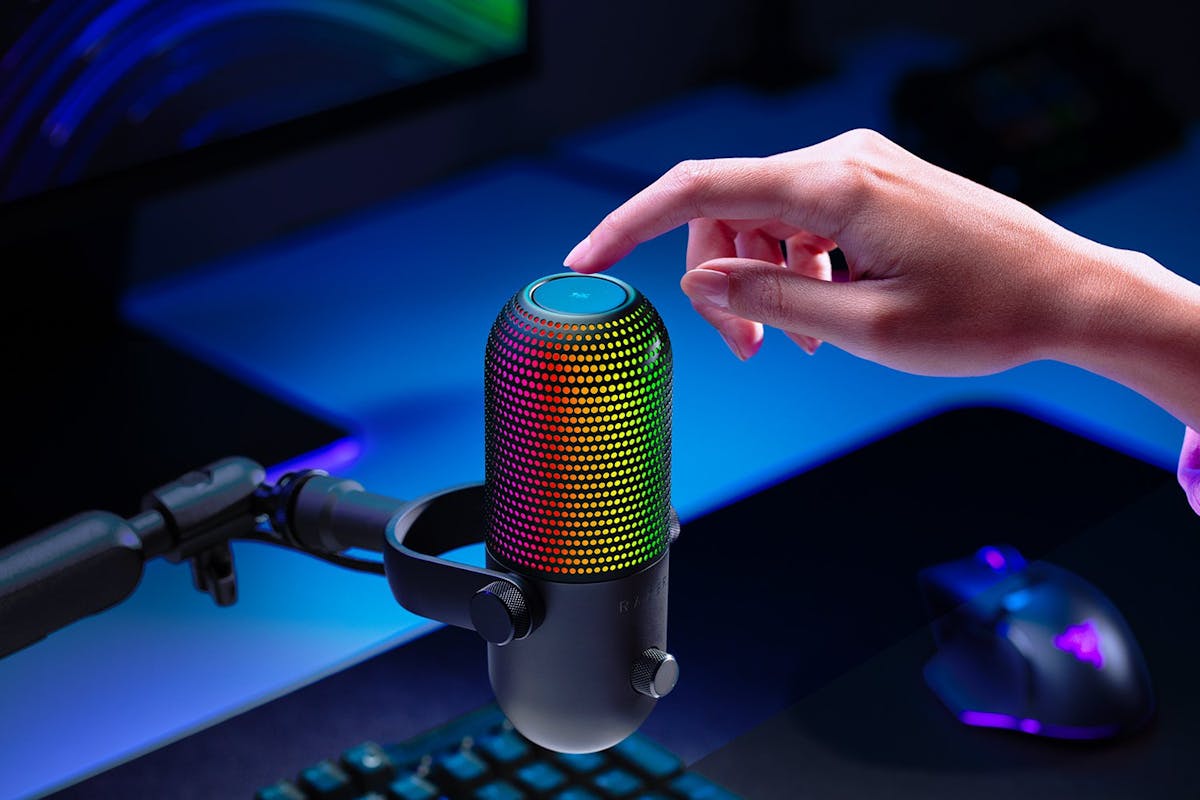 Razer Seiren V3 RGB USB Microphone | Chroma-5
