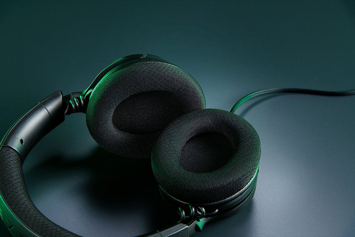 Razer Kraken V4 X Over-Ear Wired Gaming Headset | Black-3