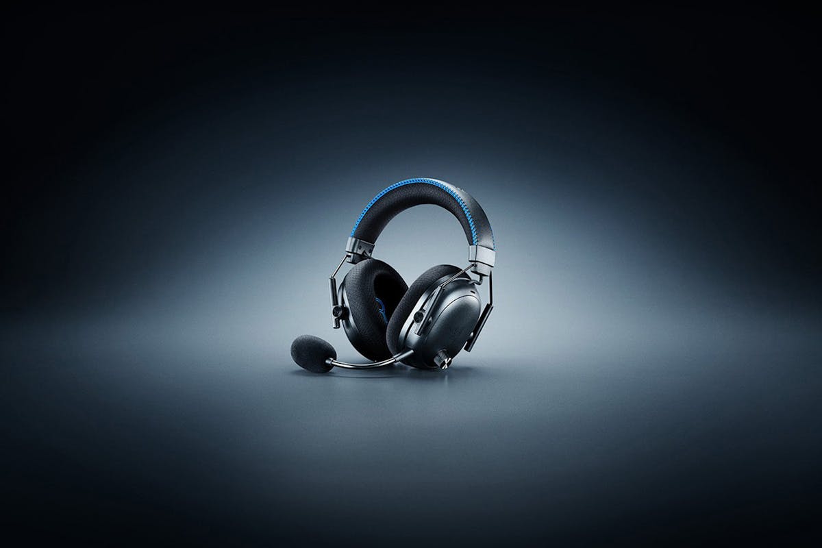 Razer BlackShark V3 Pro Over-Ear Wireless Gaming Noise Cancelling Headset | Black-4