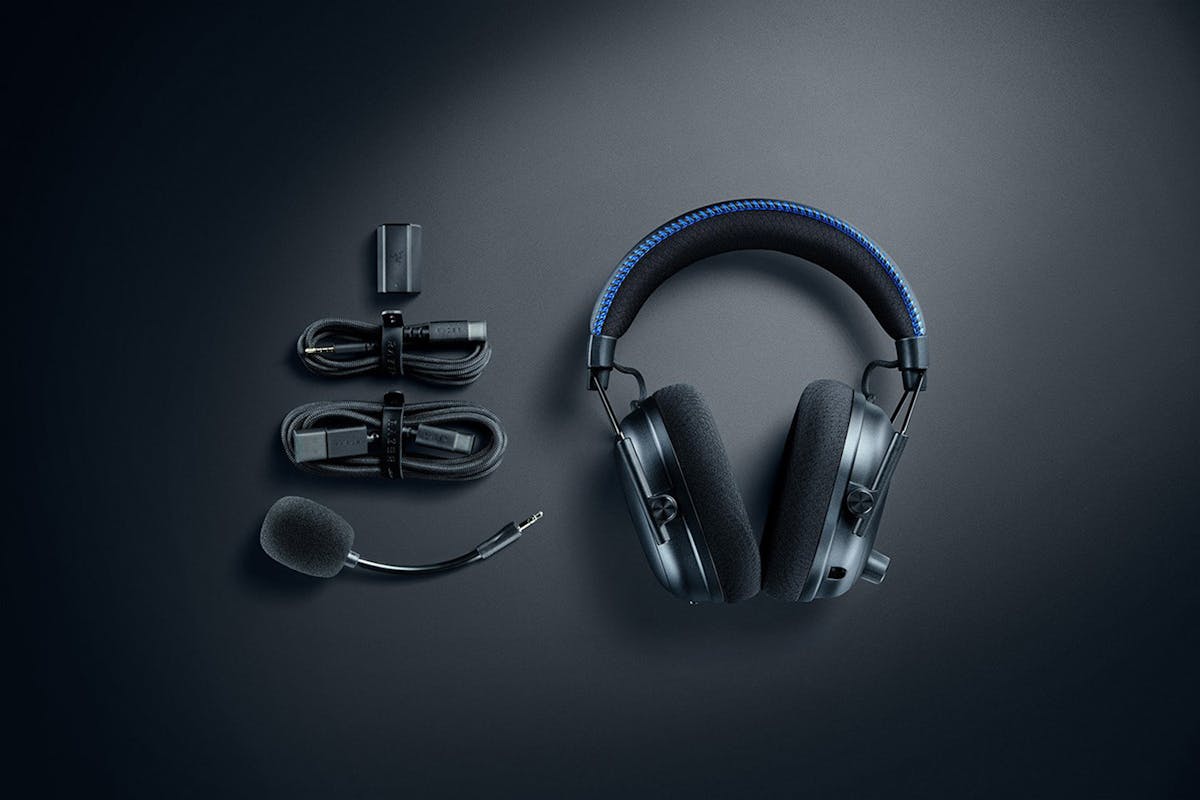 Razer BlackShark V3 Pro Over-Ear Wireless Gaming Noise Cancelling Headset | Black-6
