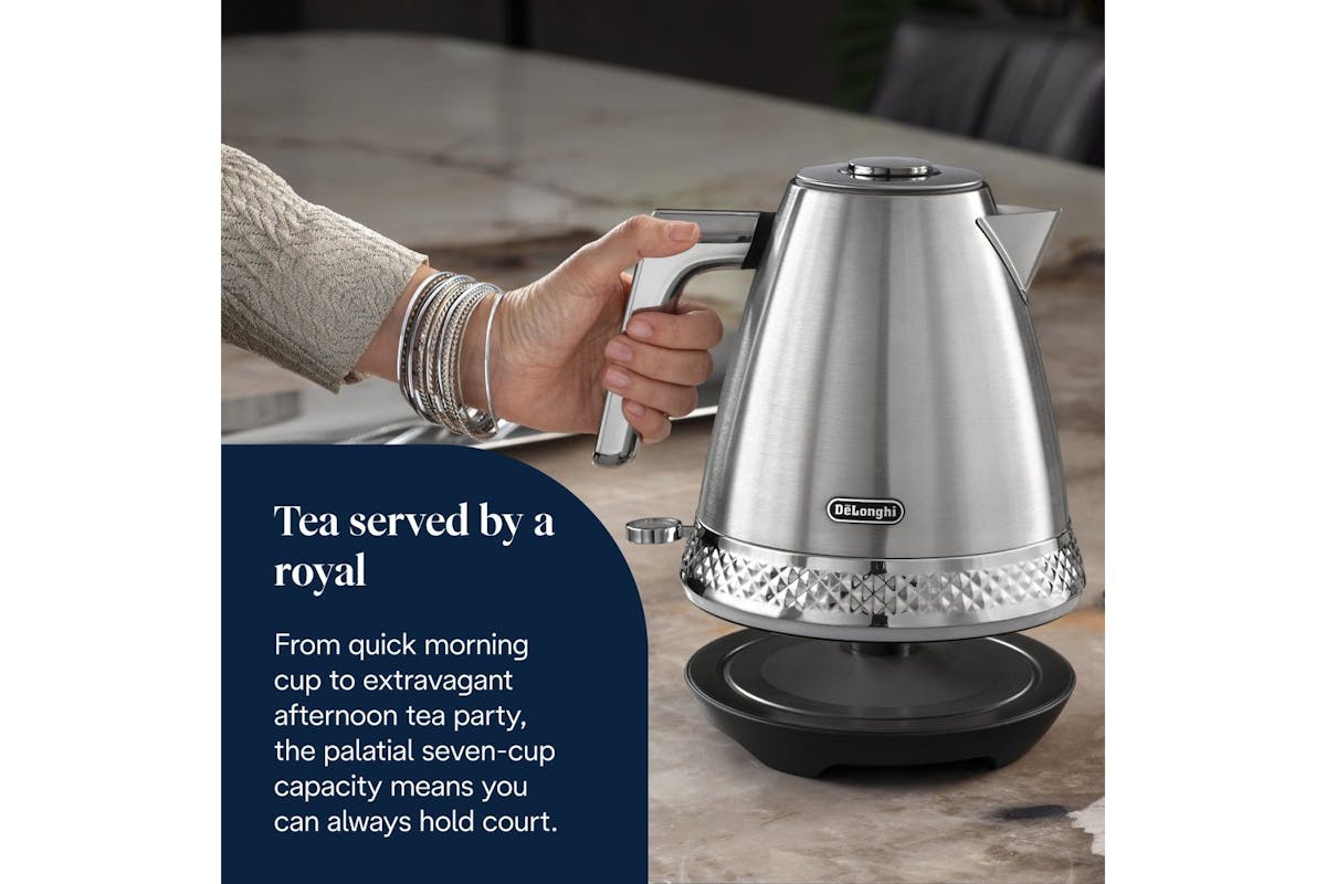 De'Longhi 1.7L Diadema Platium Kettle | KBV3001.M | Brushed Steel-5