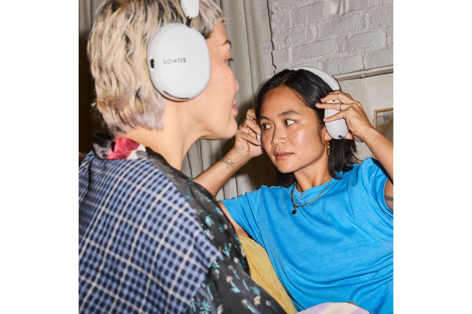 Sonos Ace Ultra Over-Ear Wireless Active Noise Cancelling Headphones | White-10