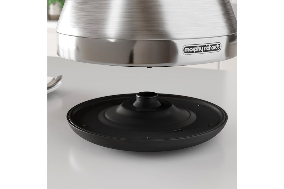 Morphy Richards 1.5L Venture Pyramid Kettle | Silver |100130-7