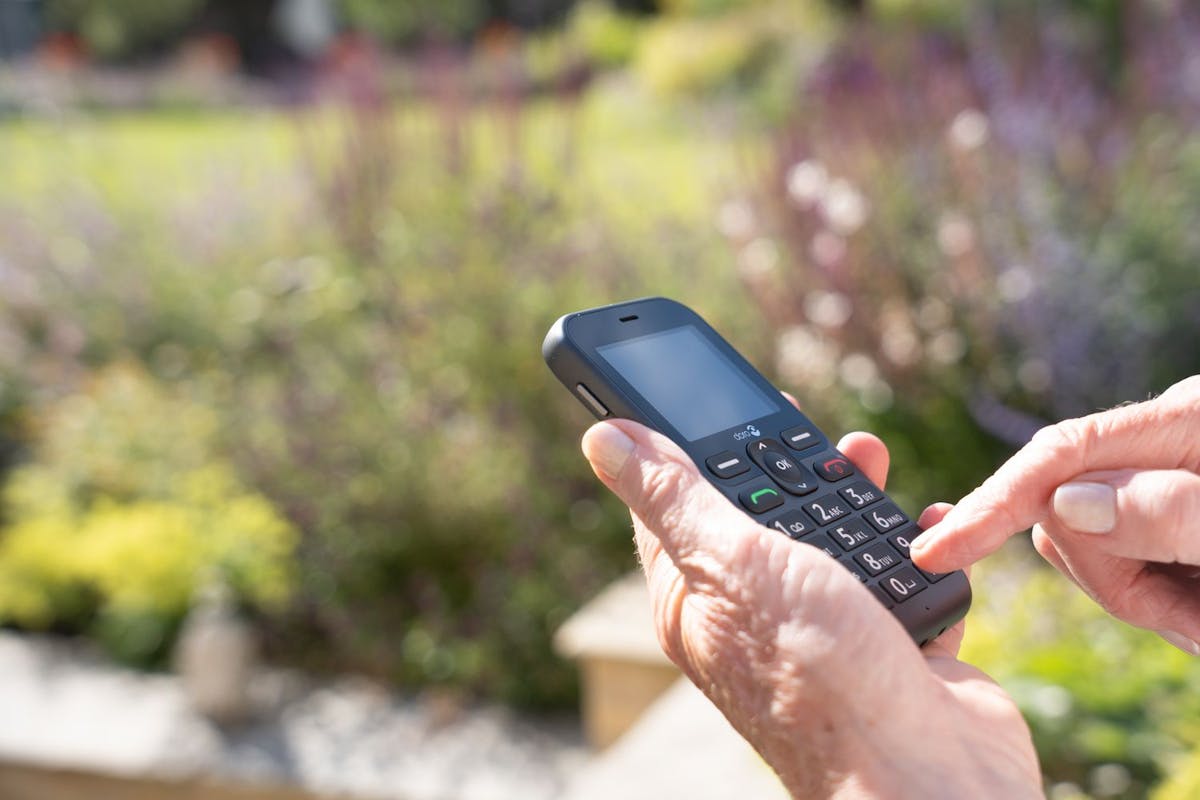 Doro Leva L10 Grp Oemsf | 4g Bar Phone | Classic Design | Enhanced Ease Of Use-8