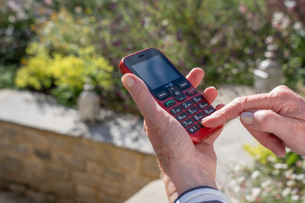 Doro Leva L10 Red Oemsf | Basic 4g Bar Phone-8