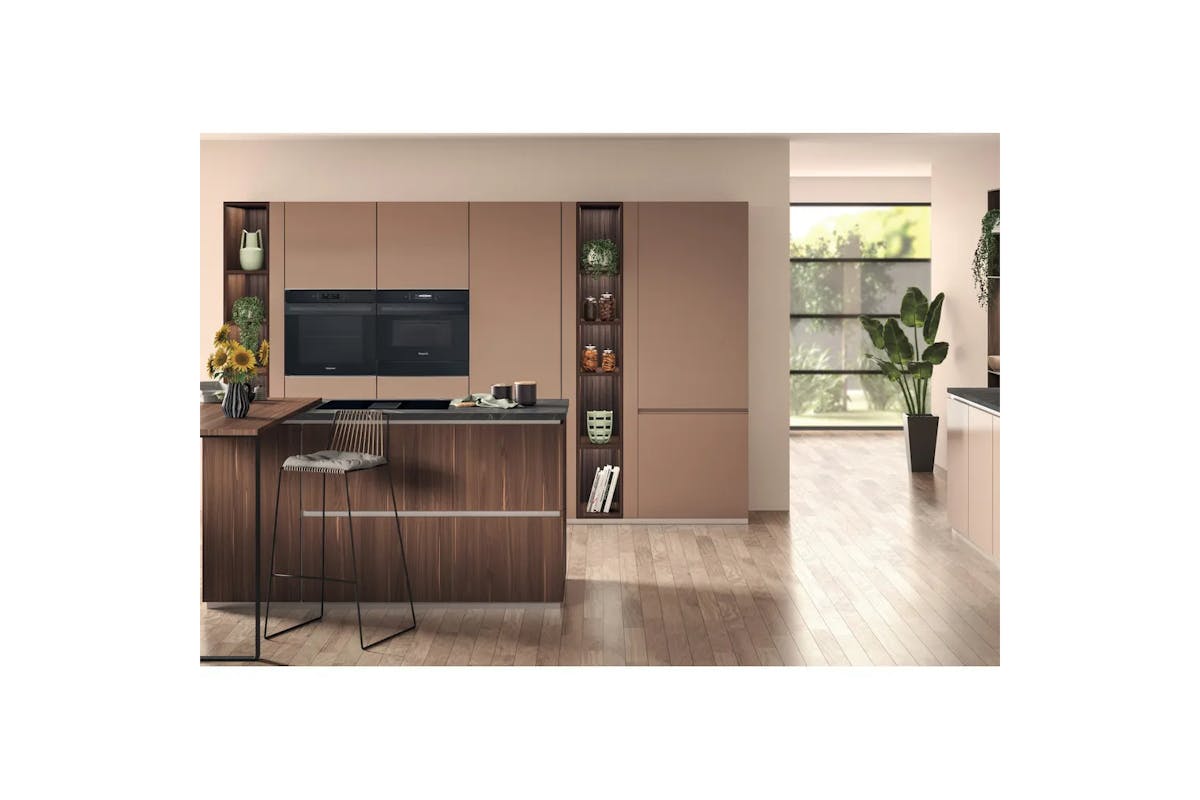 Hotpoint 83cm Built-in Vented Induction Hob | PVH92BK/FKIT-2