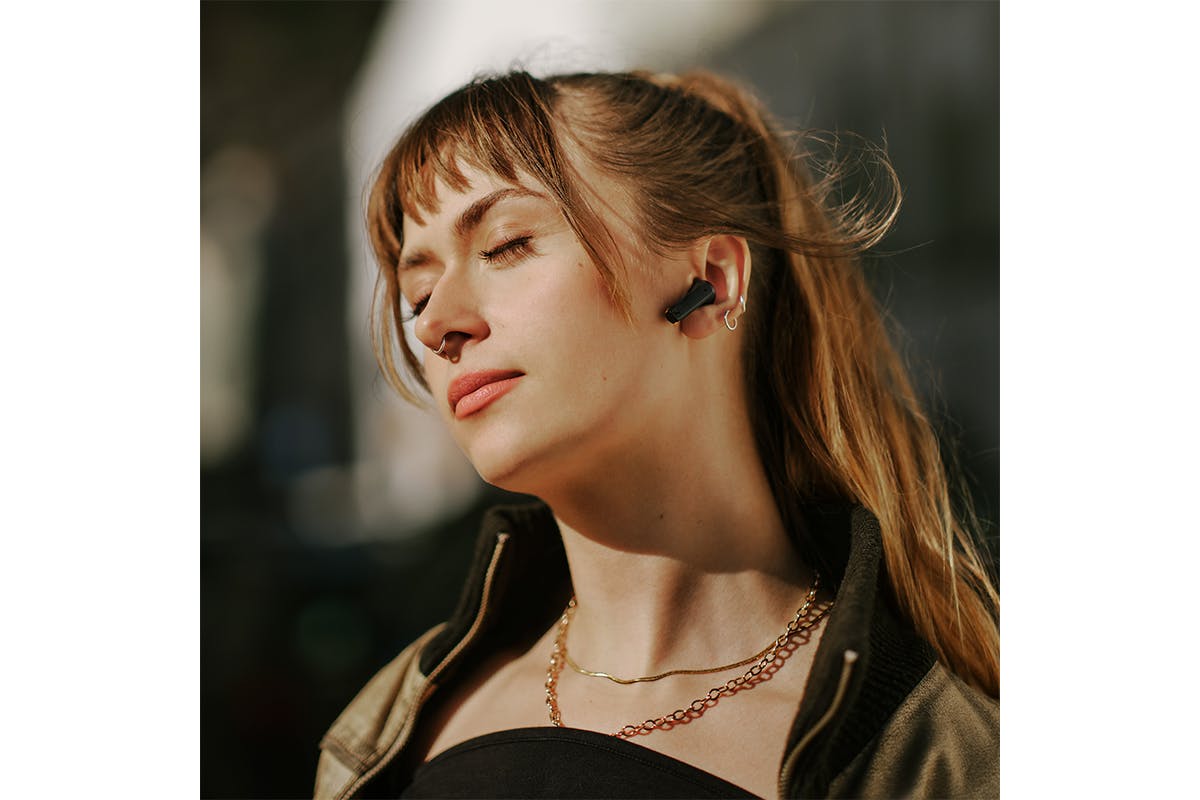 Sennheiser ACCENTUM Open Wireless Earbuds with Sennheiser Tuned Sound | Black-10