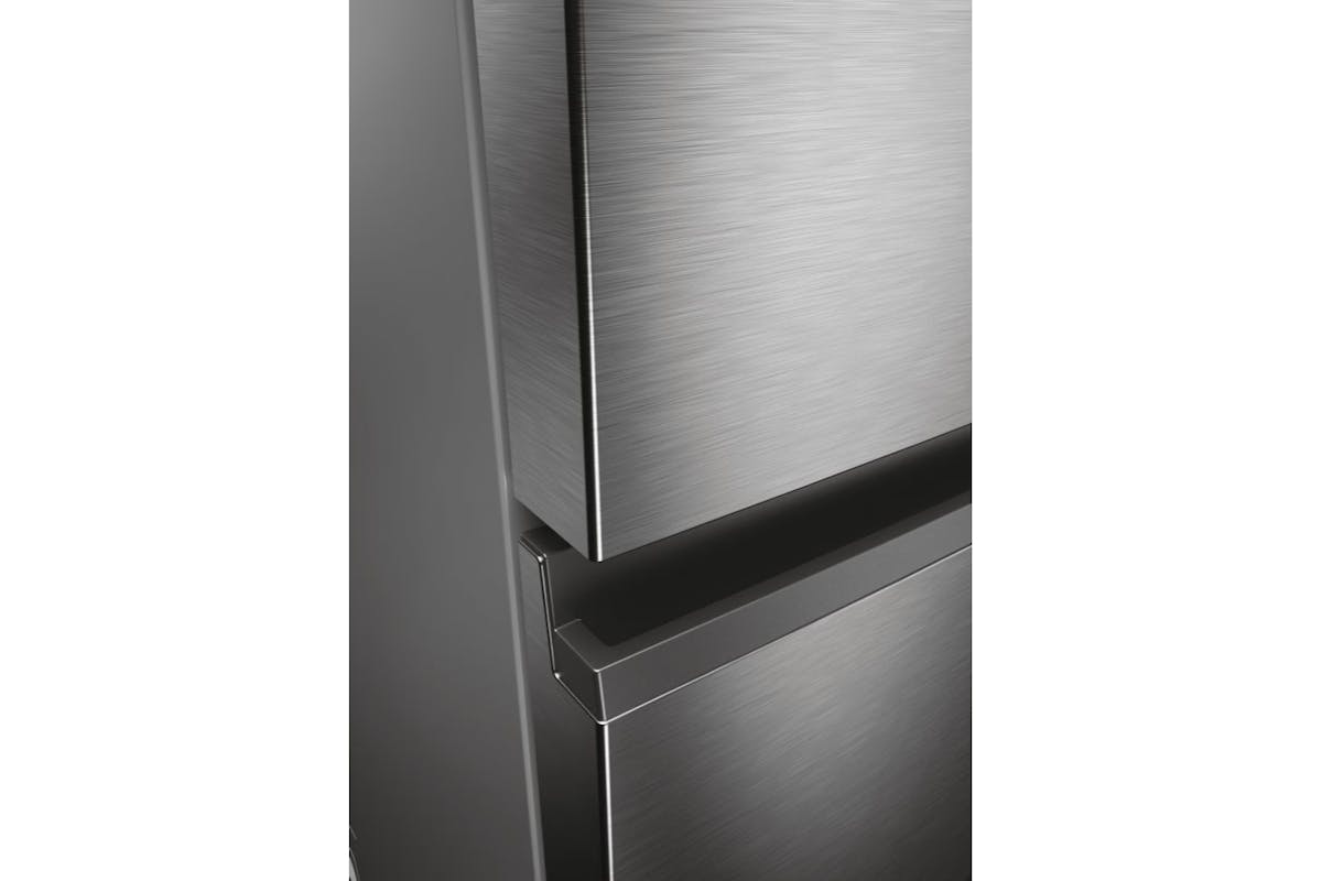 Haier 3D 60 Series 5 Freestanding Fridge Freezer | HTW5618ENMG-11