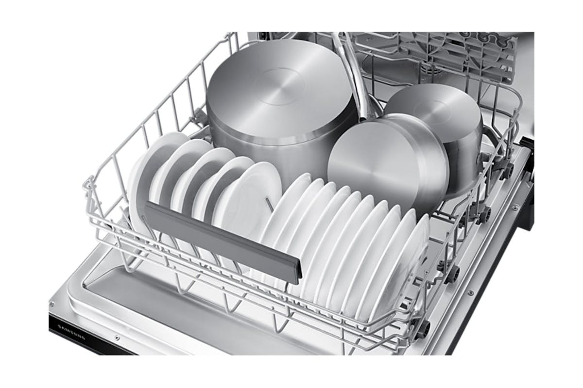 Samsung Series 11 Freestanding 60cm Dishwasher with Auto Door & SmartThings | DW60A8050FB/EU-11