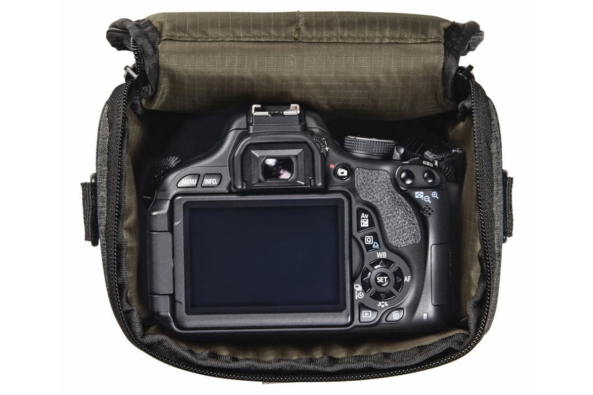 Hama Terra 110 Colt Camera Bag | Grey-8