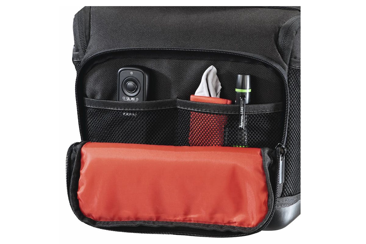 Hama Albany HC 135 Camera Bag | Black-5