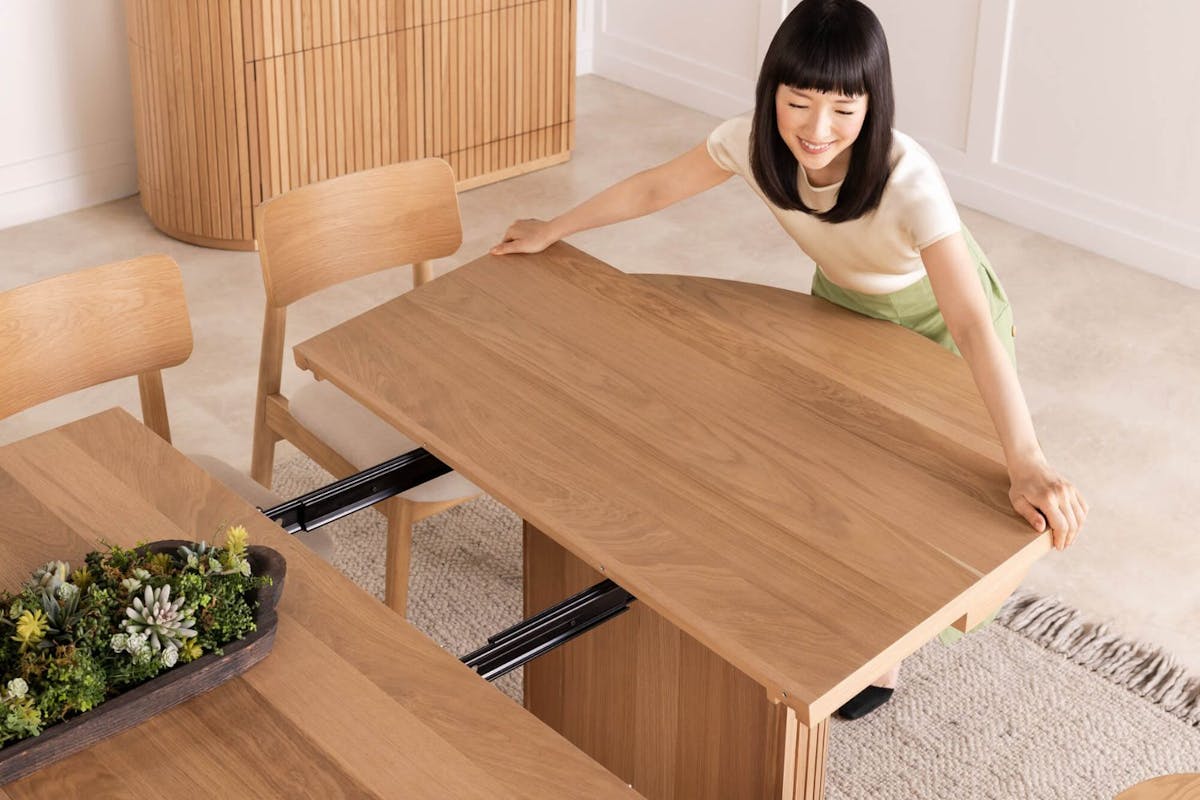 Transformer Round Extending Dining Table | Scandinavian Oak | Including 3 panels-10