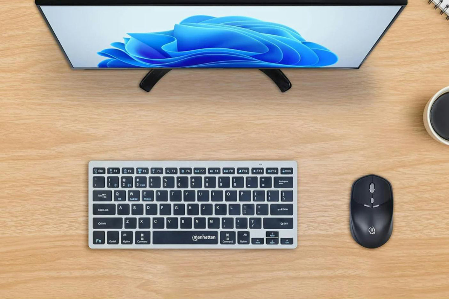 Manhattan Compact Wireless Optical USB Mouse | Black-2