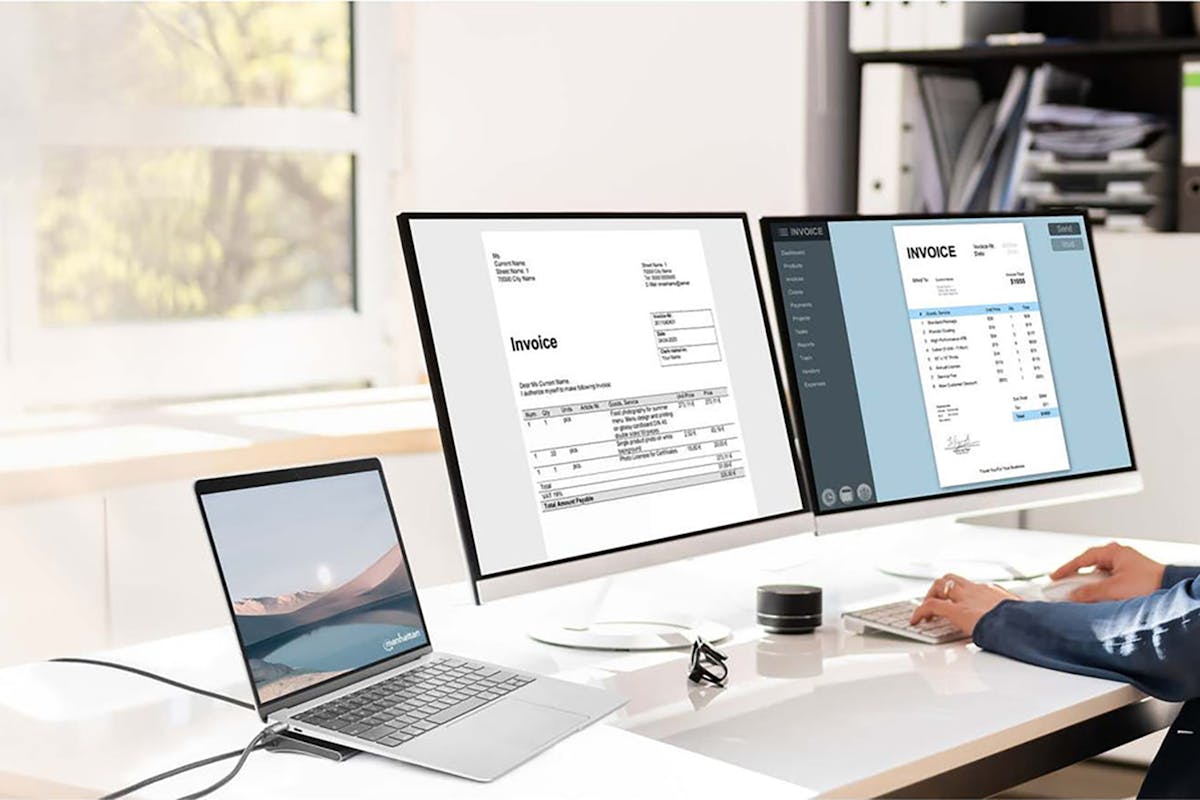 Manhattan USB-C PD 12-in-1 Triple Monitor 4K Docking Station-2