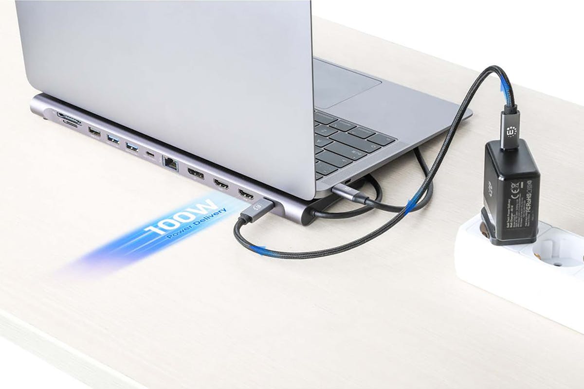 Manhattan USB-C PD 12-in-1 Triple Monitor 4K Docking Station-8