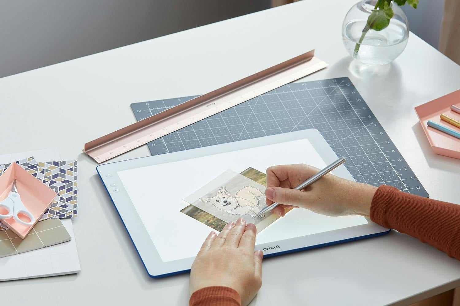 Cricut Brightpad Go-2