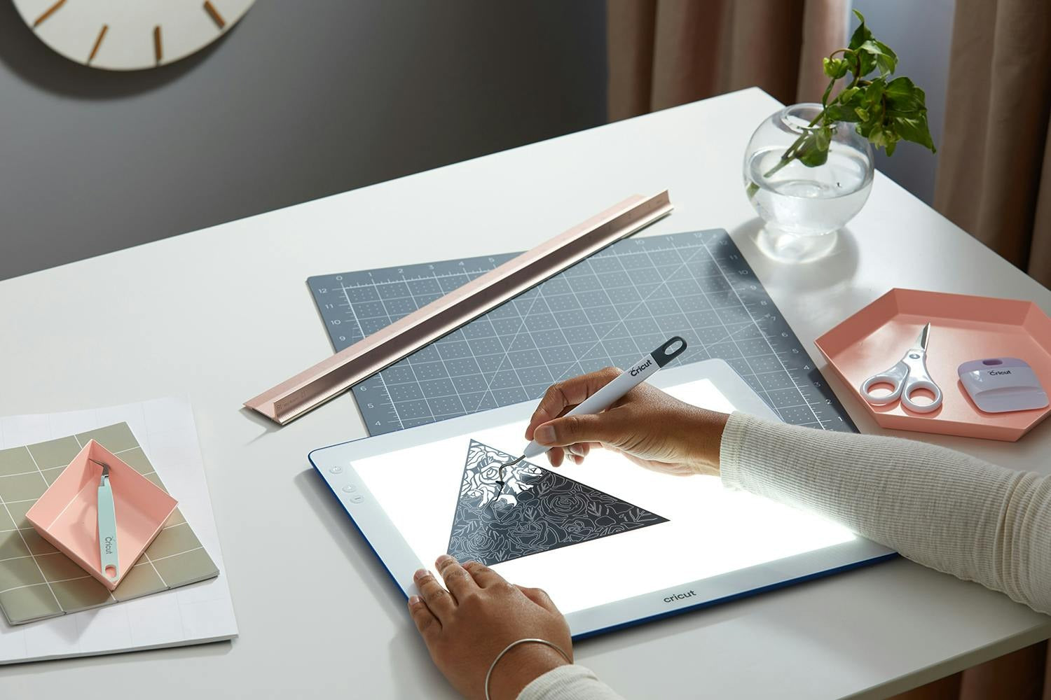 Cricut Brightpad Go-6