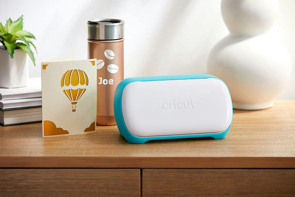 Cricut 5.5" x 24" Joy Smart Iron On Roll | Gold-10