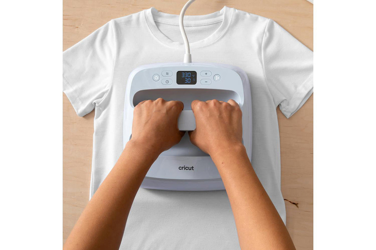 Cricut Joy Xtra 9.5" x 12" Smart Iron-On Sampler Classics-6