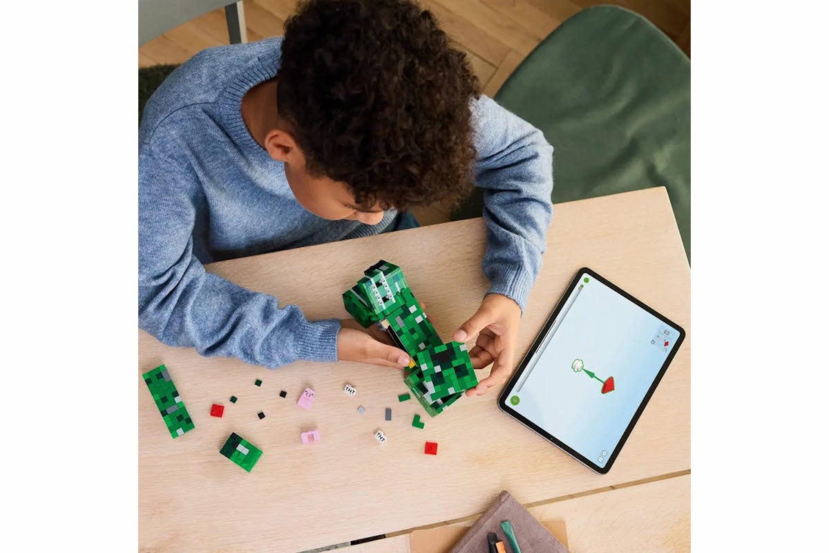 Lego Minecraft The Creeper Building Toys Set-9