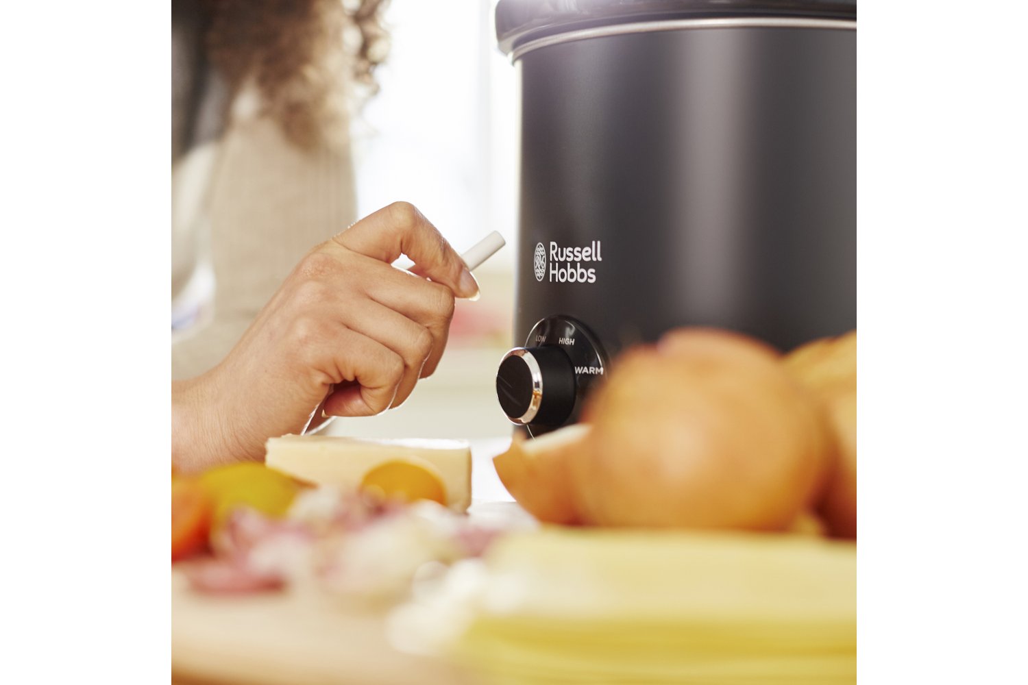 Russell Hobbs 3.5L Chalk Board Slow Cooker | 24180 | Black-5