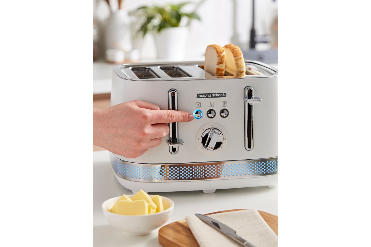 Morphy Richards Illumination 4-Slice Toaster | 248021 | White-11
