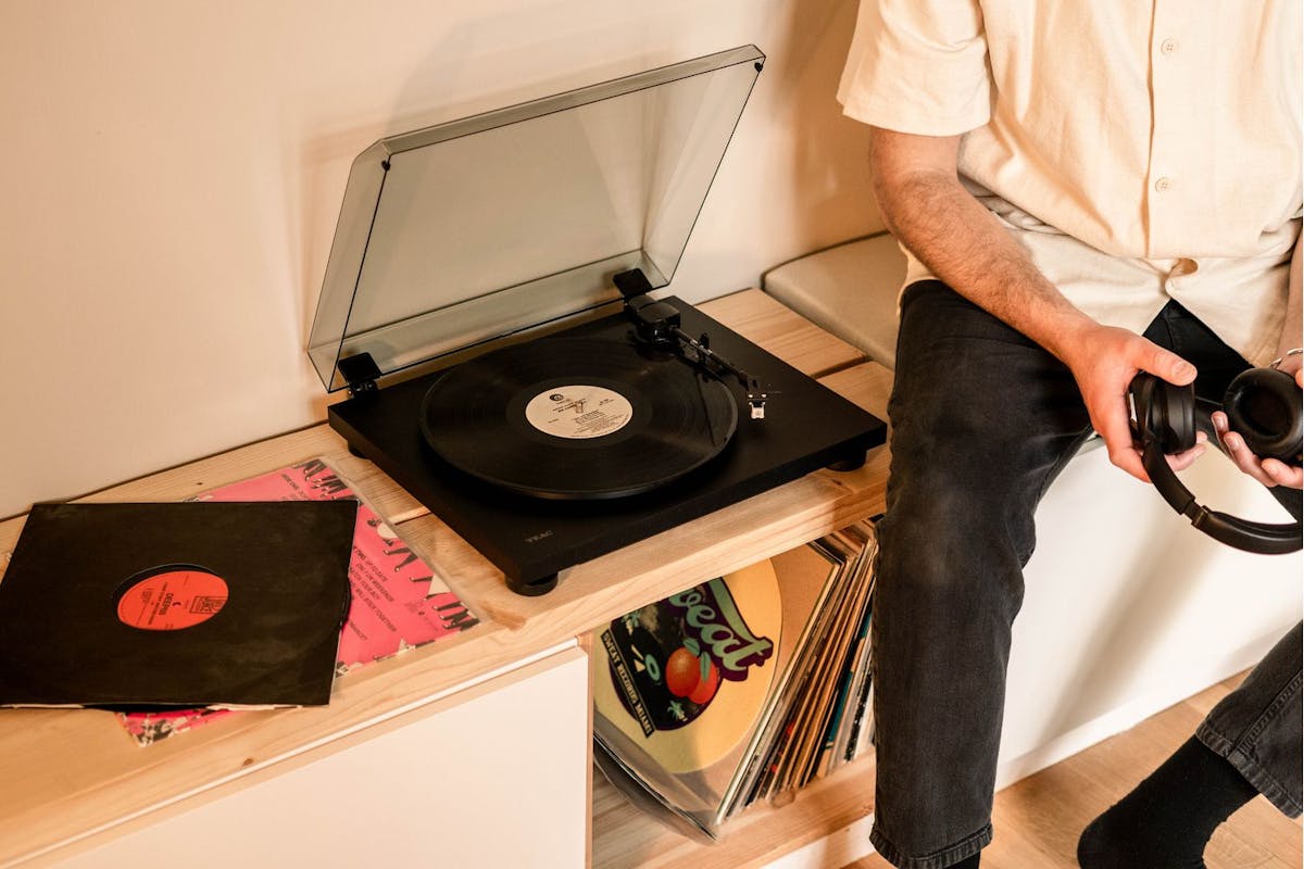 Teac Bluetooth Turntable | Record Player | Black-7