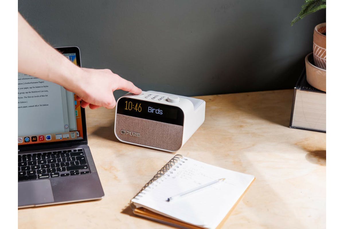 Pure Moment Charge Clock Radio with Wireless Charging | White-7