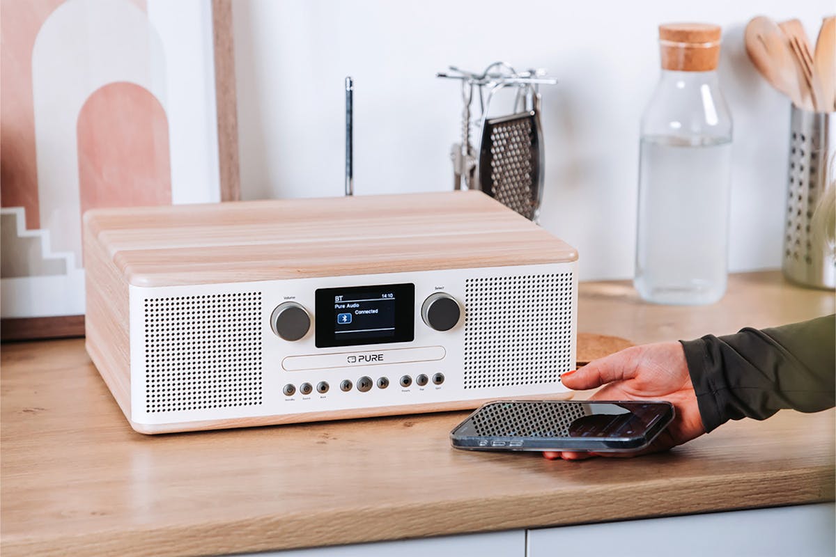 Pure Classic C-D6 CD Player and Digital Radio | White/Oak-6