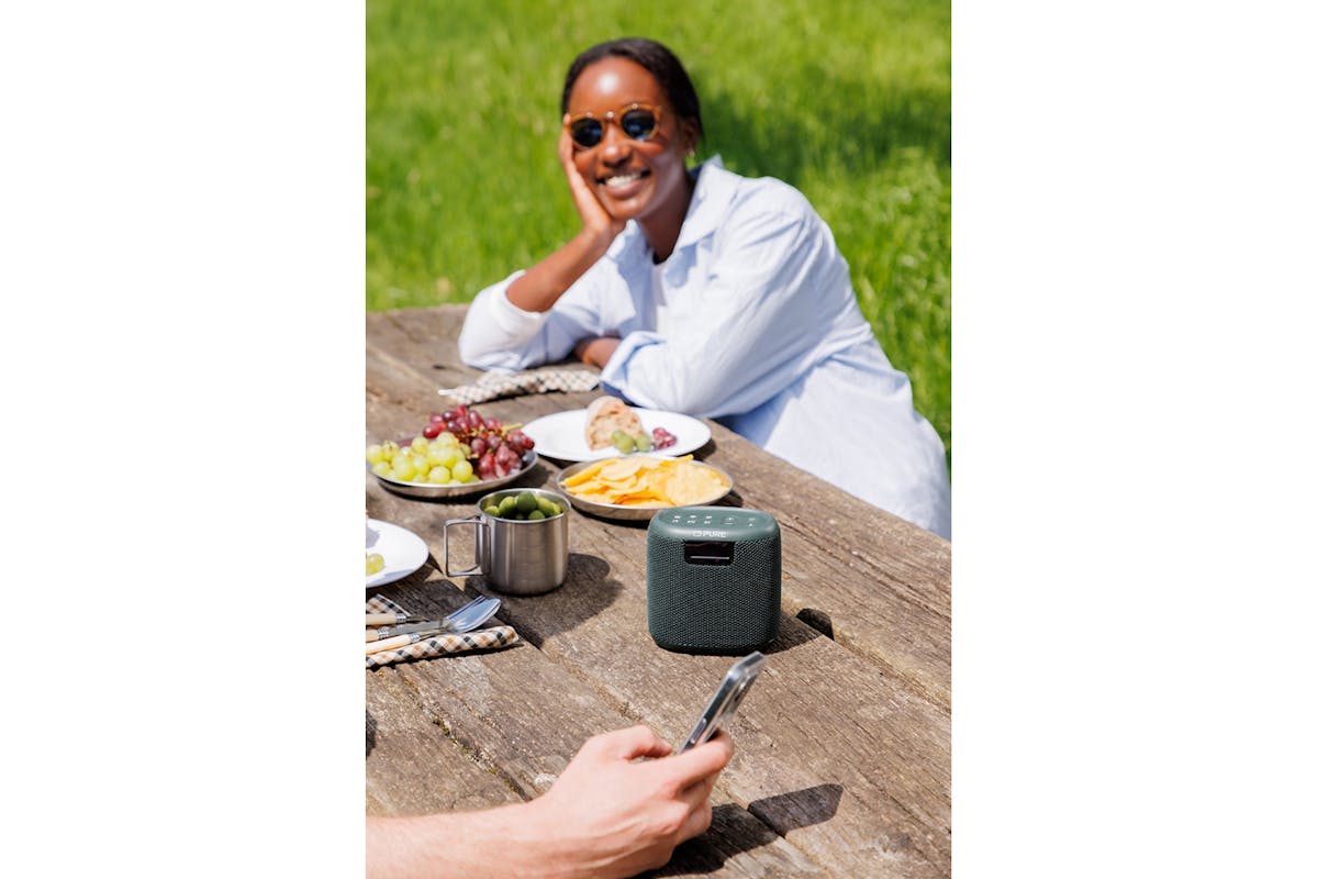 Pure Woodland Mini Bluetooth Speaker with Radio | Green-8