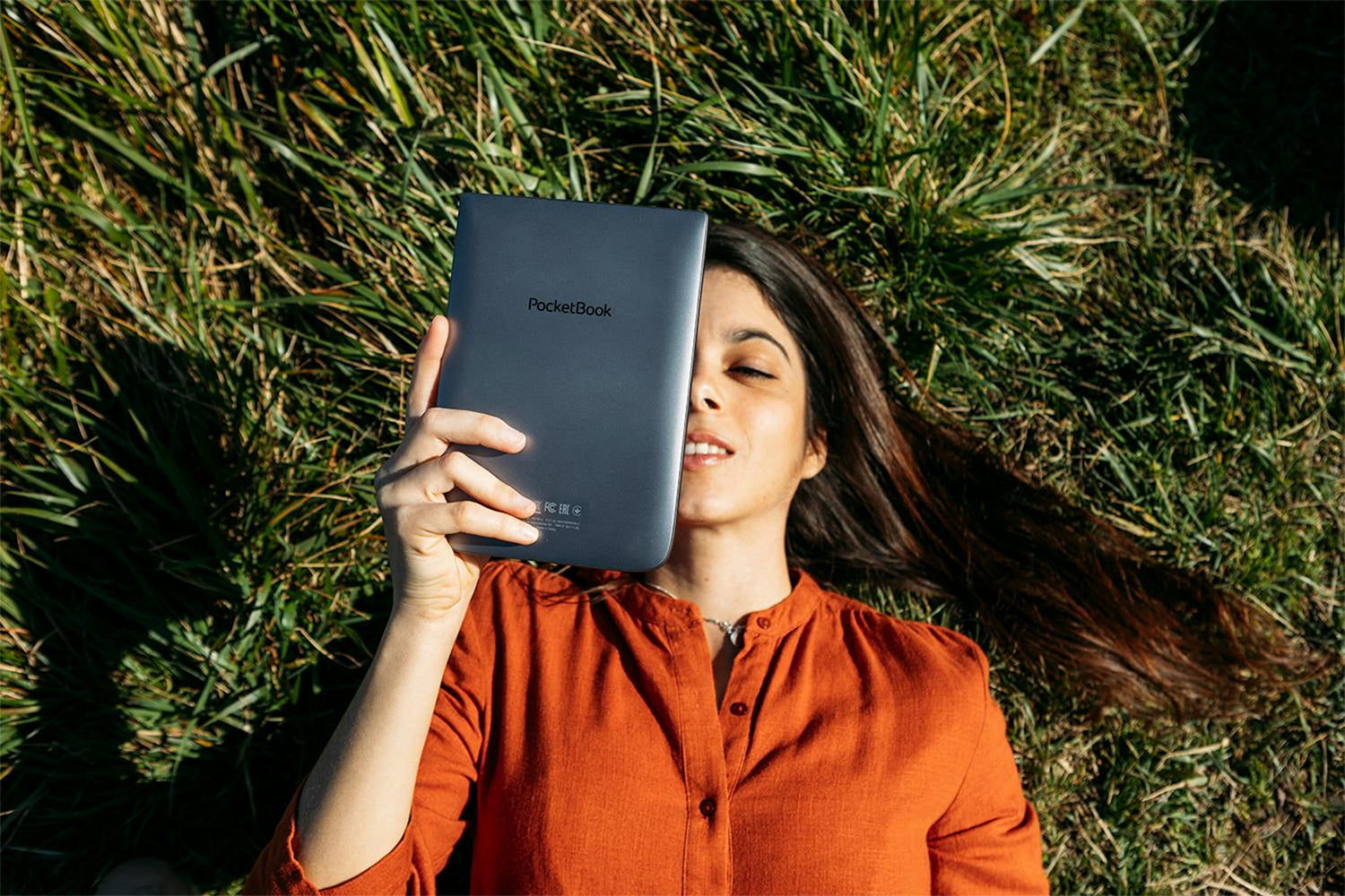 PocketBook Era 7" E-Reader | 16GB | Stardust Silver-10