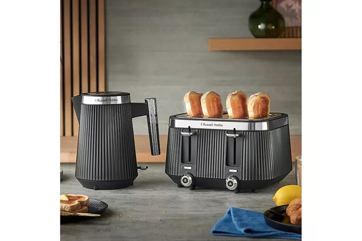 Russell Hobbs 1.7L Bronte Kettle | 26750 | Black-9
