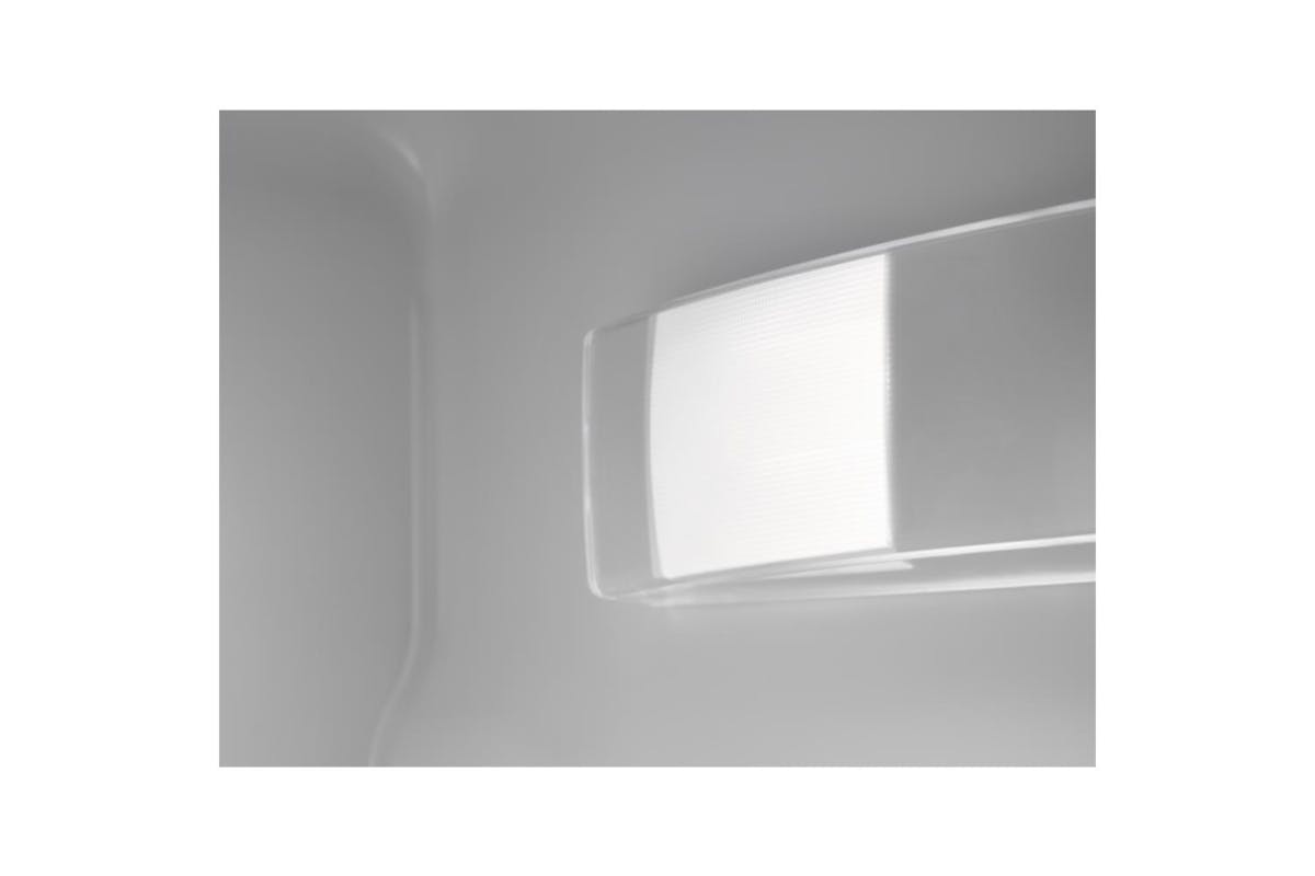 Electrolux Integrated Fridge Freezer | LNT6NE18S-9