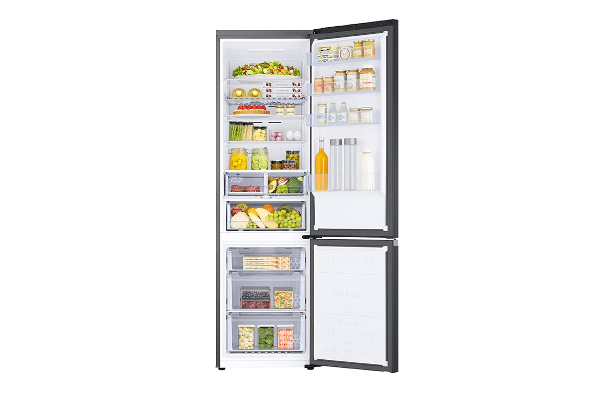 Samsung Series 6  Classic Fridge Freezer with Total No Frost | RB38C605DB1/EU-2