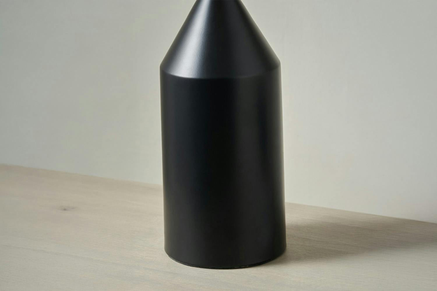 Oscar Table Lamp | Black-6
