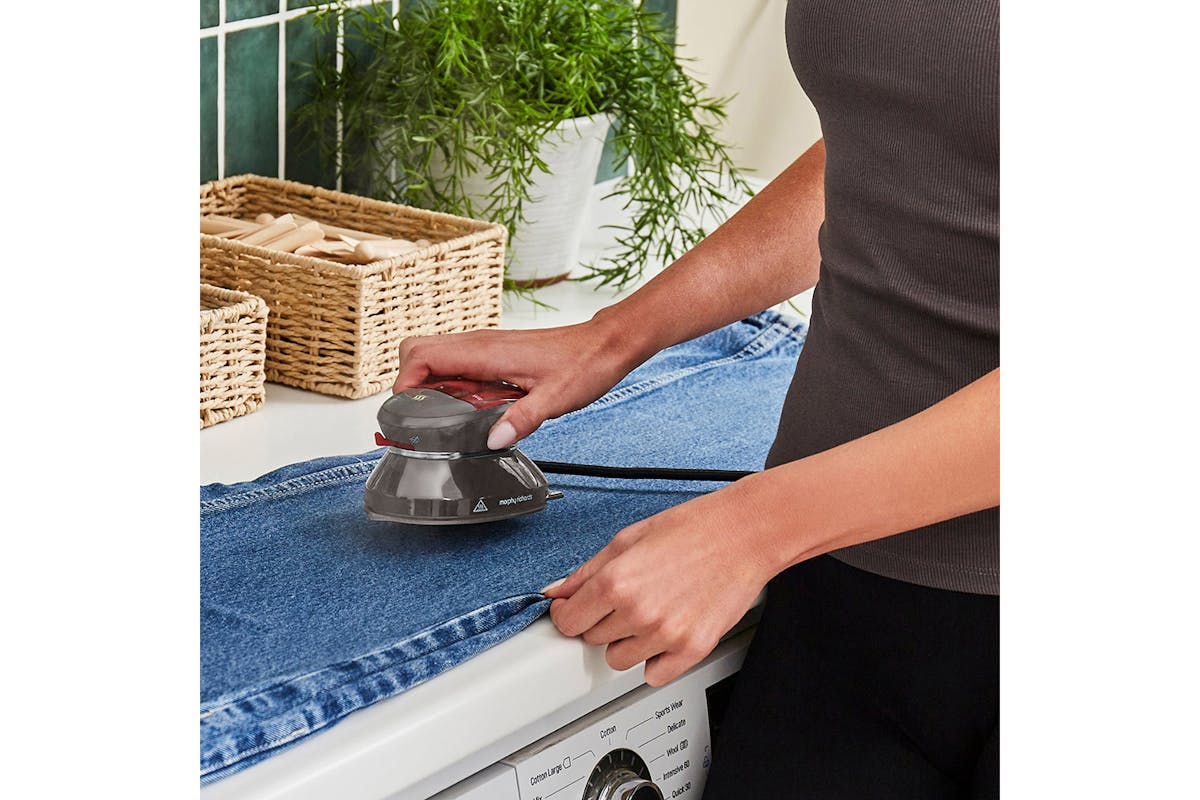 Morphy Richards 400W Compact Travel Steam Iron | 304000-10