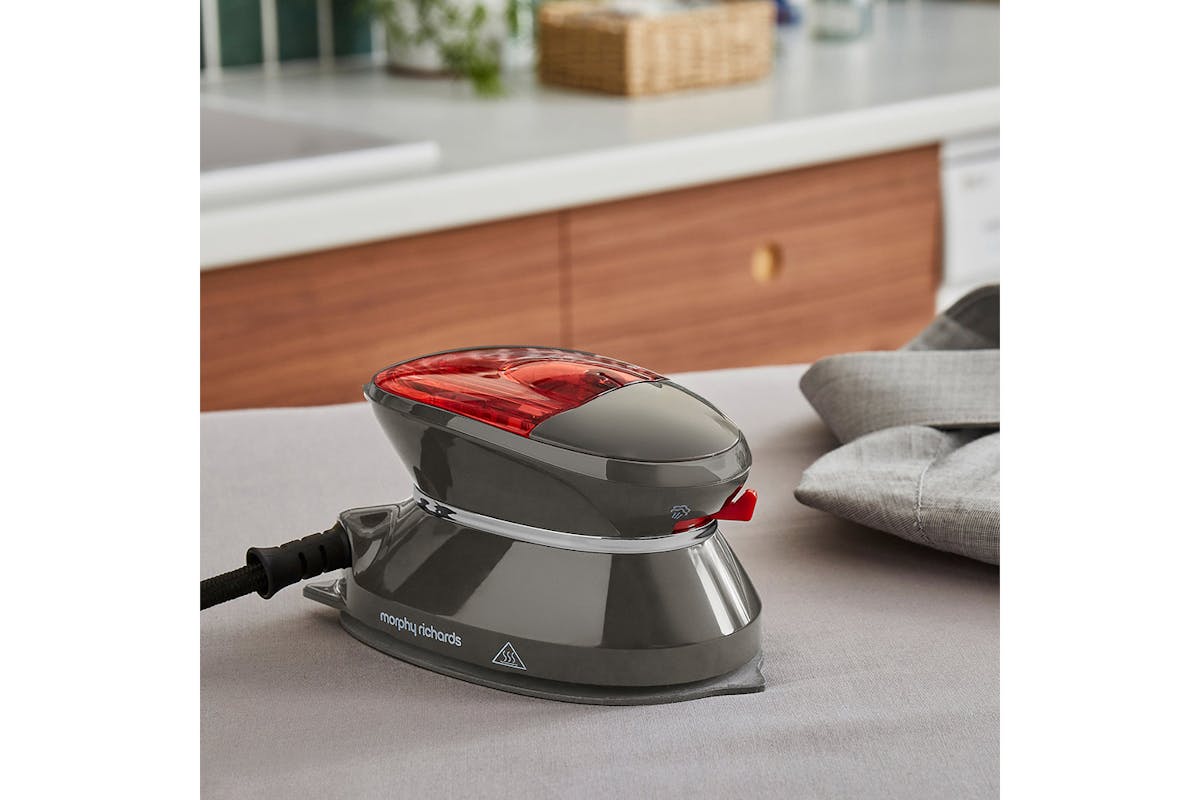 Morphy Richards 400W Compact Travel Steam Iron | 304000-9