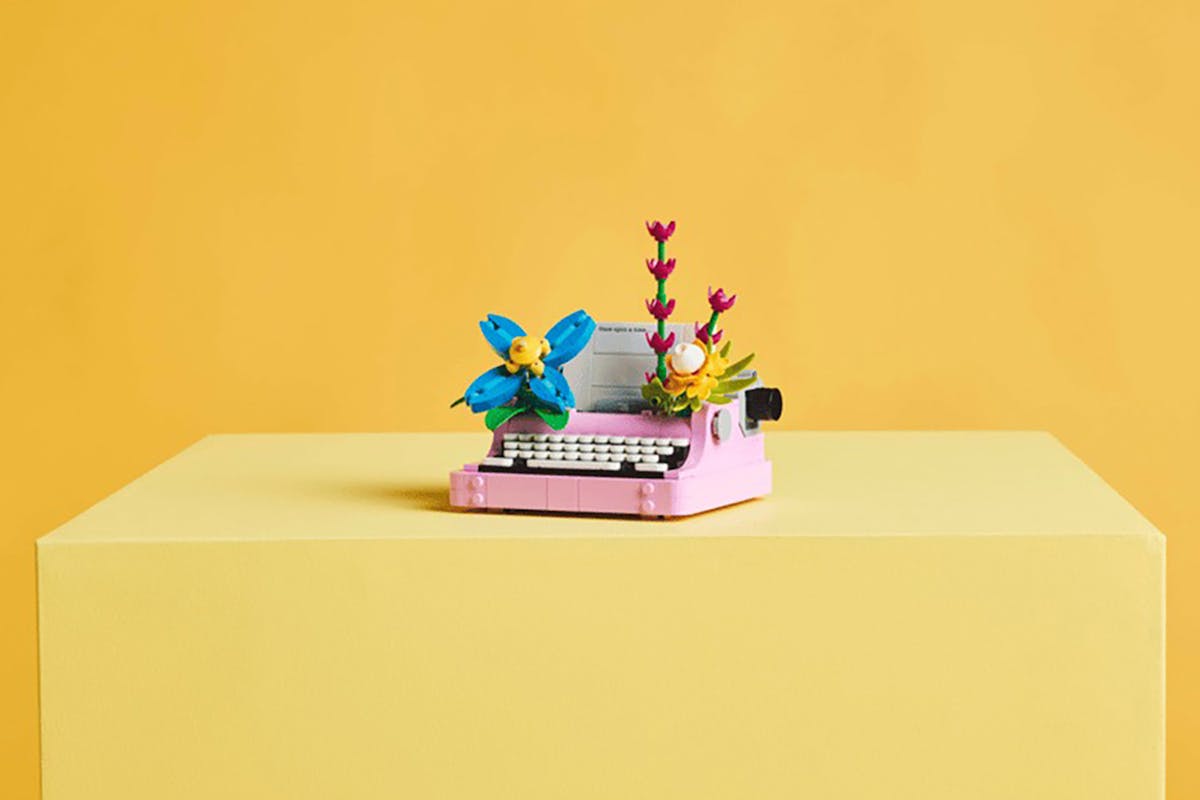 Lego Typewriter with Flowers 3 in 1 Building Toys Set-8