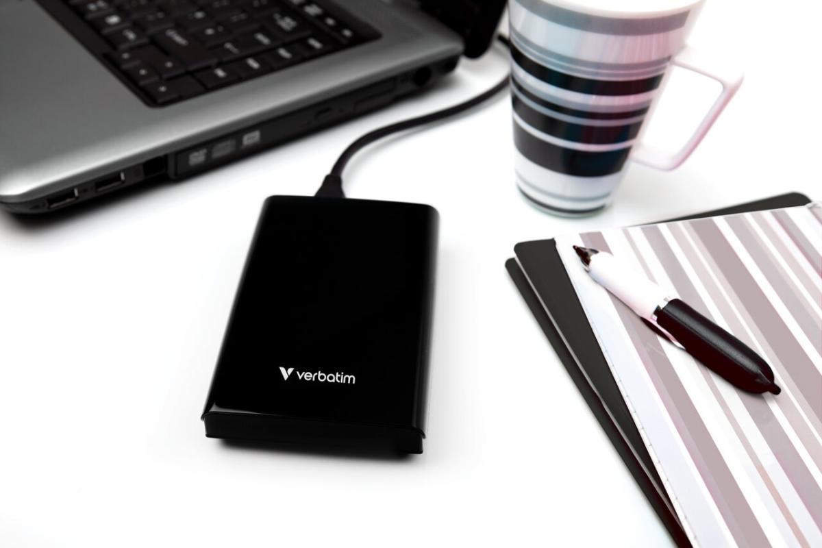 Verbatim Store 'n' Go Slim Portable External SSD | 512GB-4