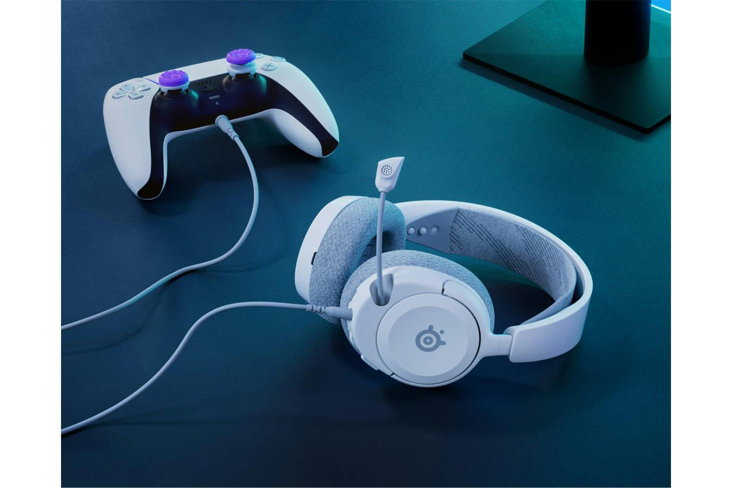 SteelSeries Arctis Nova 1P Gaming Headset | White-2