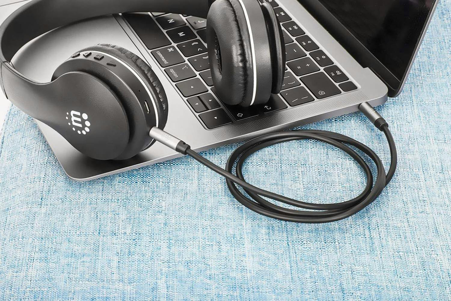 Manhattan 3.5 mm Stereo Audio Aux Cable | 2m-9