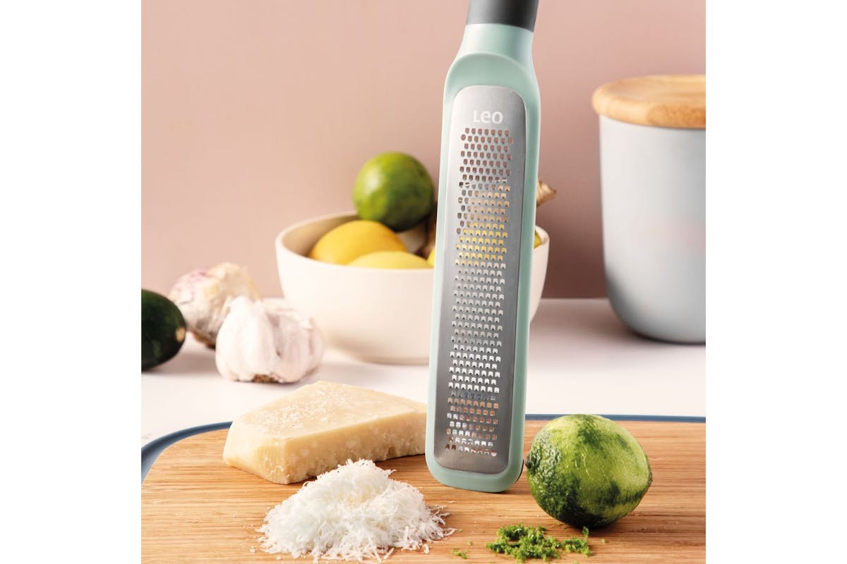 Berghoff Zester Rasp Paddle Grater Small | Kitchen Gadget | Stainless Steel | Mint-3