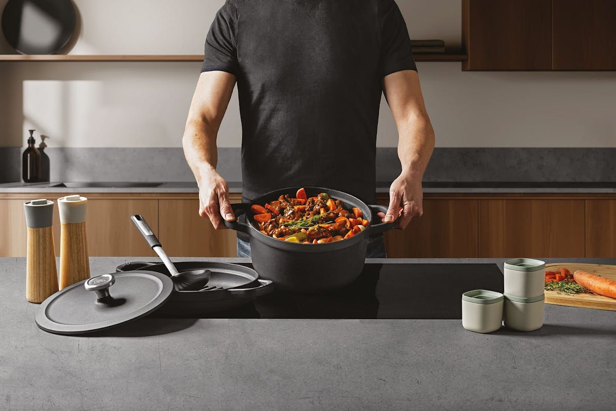 Berghoff Covered Stockpot | Cast Iron | 26cm-3