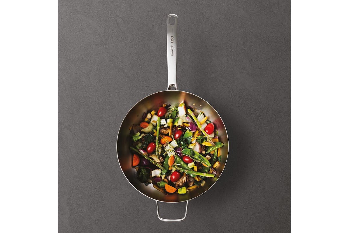 Berghoff | 28cm Wok with Lid | Stainless Steel-3