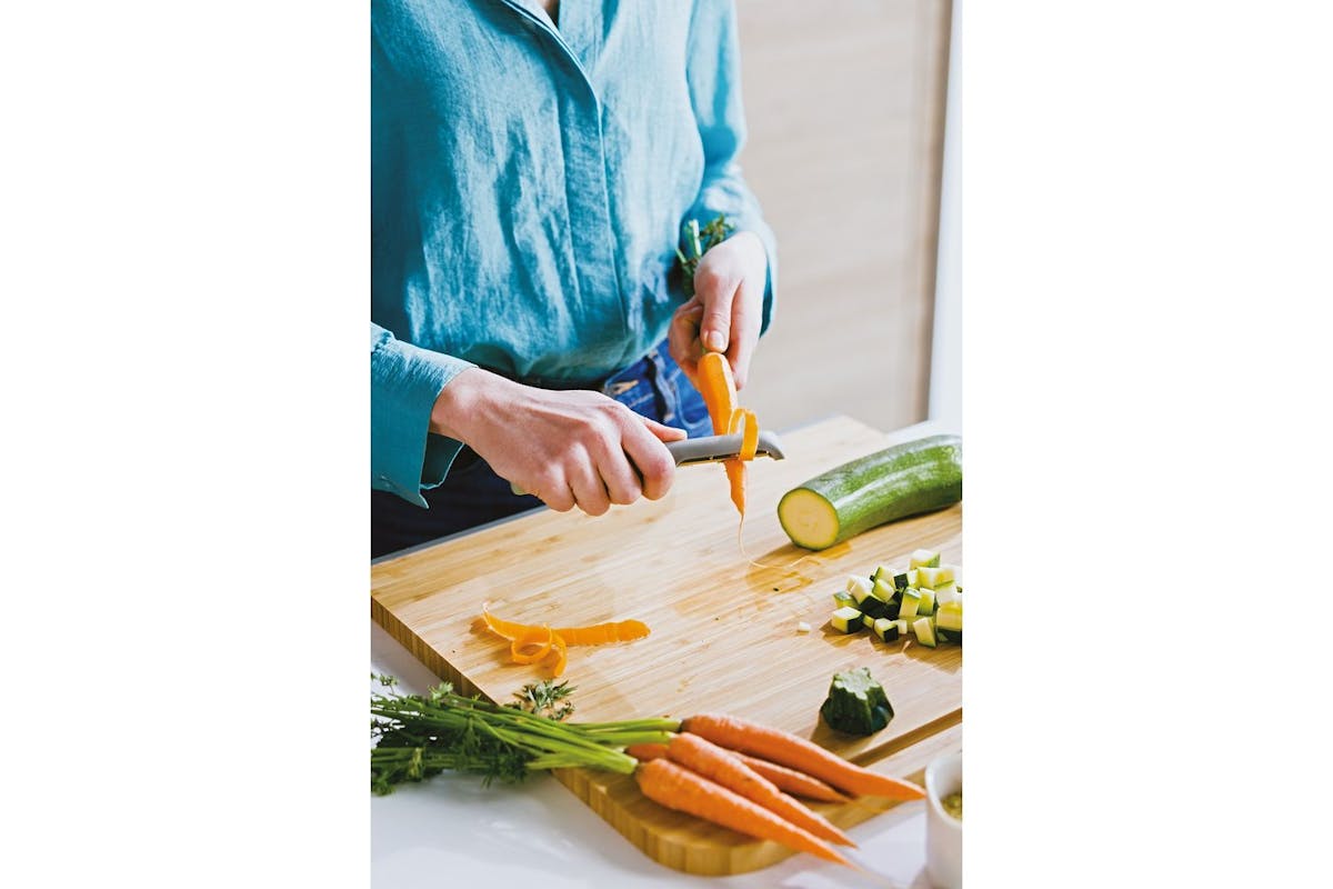 Berghoff Leo Y Peeler | Stainless Steel Blade | Recycled Plastic Handle | Green-4