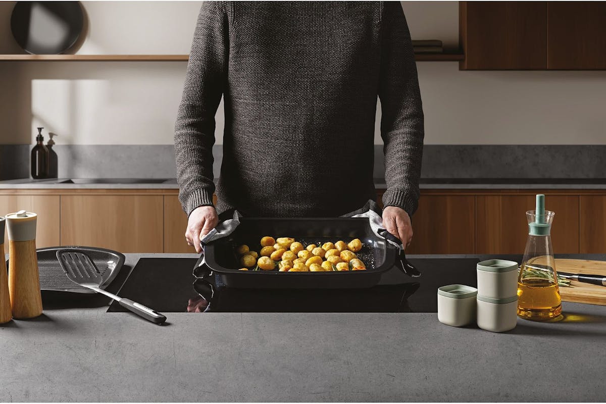 Berghoff Graphite Roaster With Removable Rack | Non-stick Aluminium | 42x28cm-2