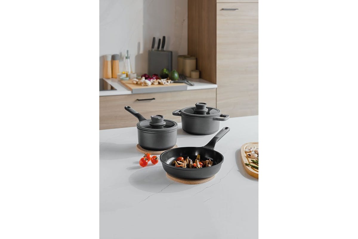 Berghoff 5 Pc Cookware Set Moonmist | Cookware Set | Recycled Cast Aluminium | 18 Cm, 20 Cm, 24 Cm-3