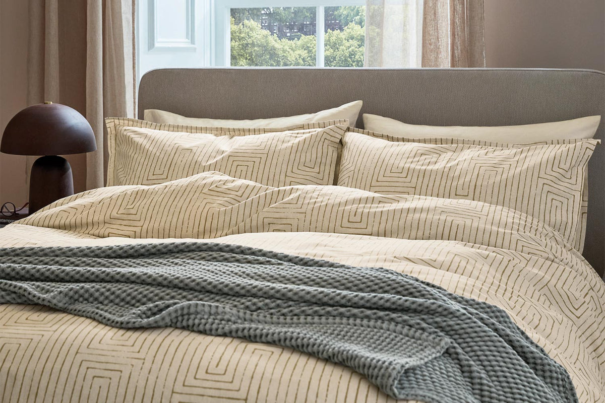 Murmur | Pia Duvet Cover Set | Ochre | King-2